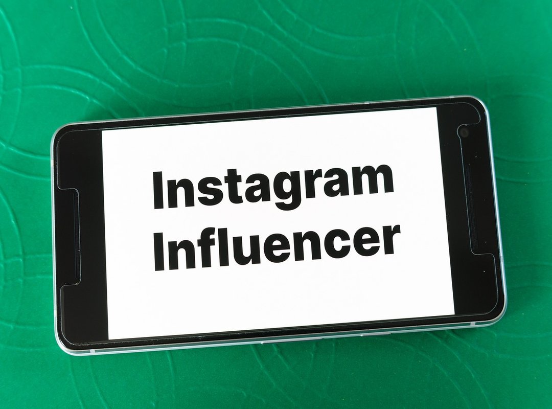 The Essential Conversation to Have With Your Teen About Online Influencers